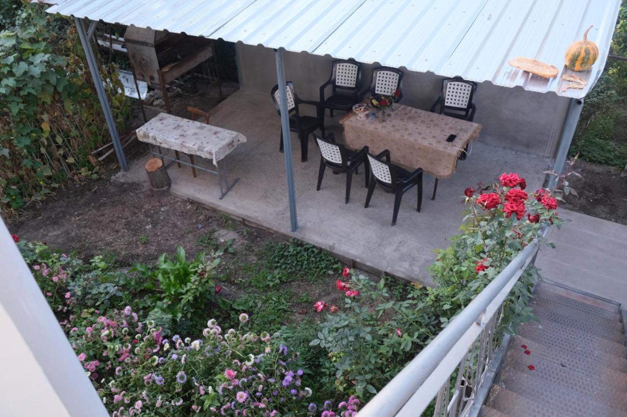 Center Hotel Gorisz Kültér fotó