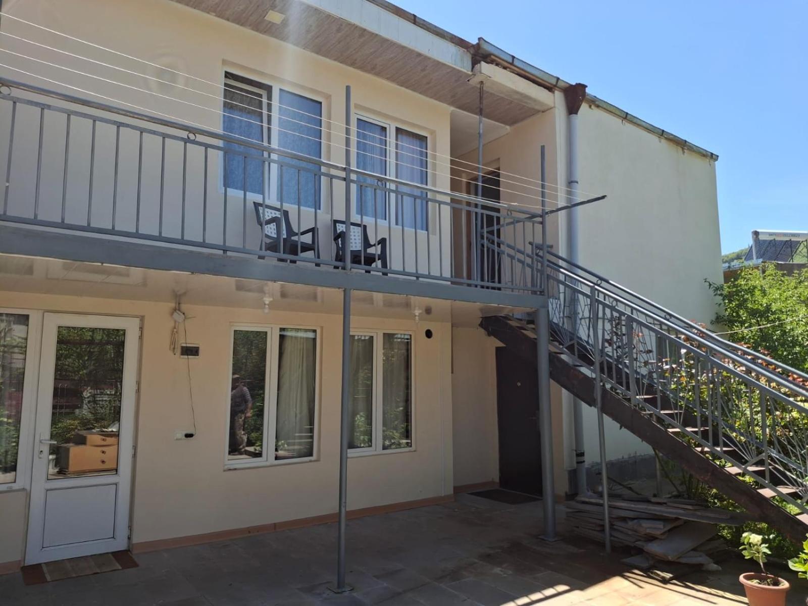 Center Hotel Gorisz Kültér fotó