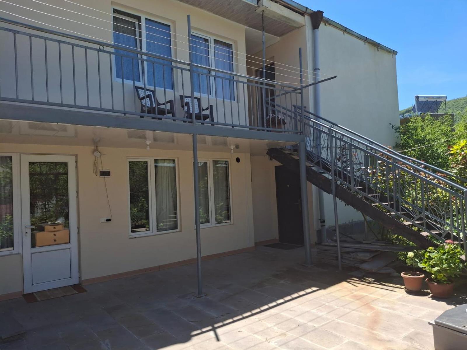 Center Hotel Gorisz Kültér fotó